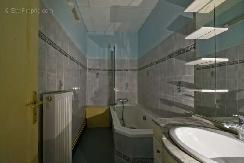 Appartement à HURIEL