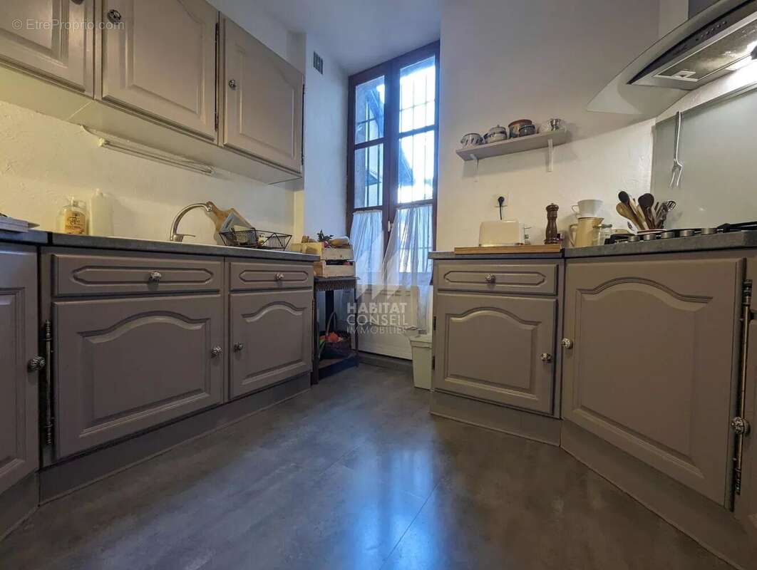 Maison à SAINT-LAURENT-DU-PONT