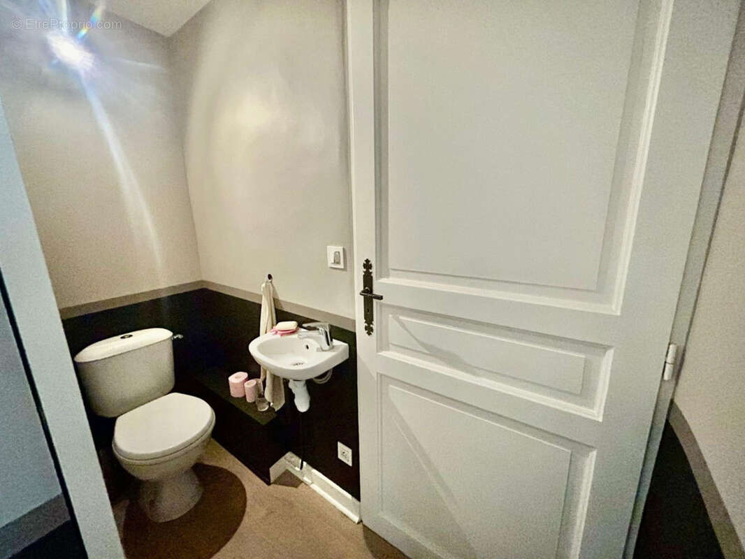 Maison à LES SALLES