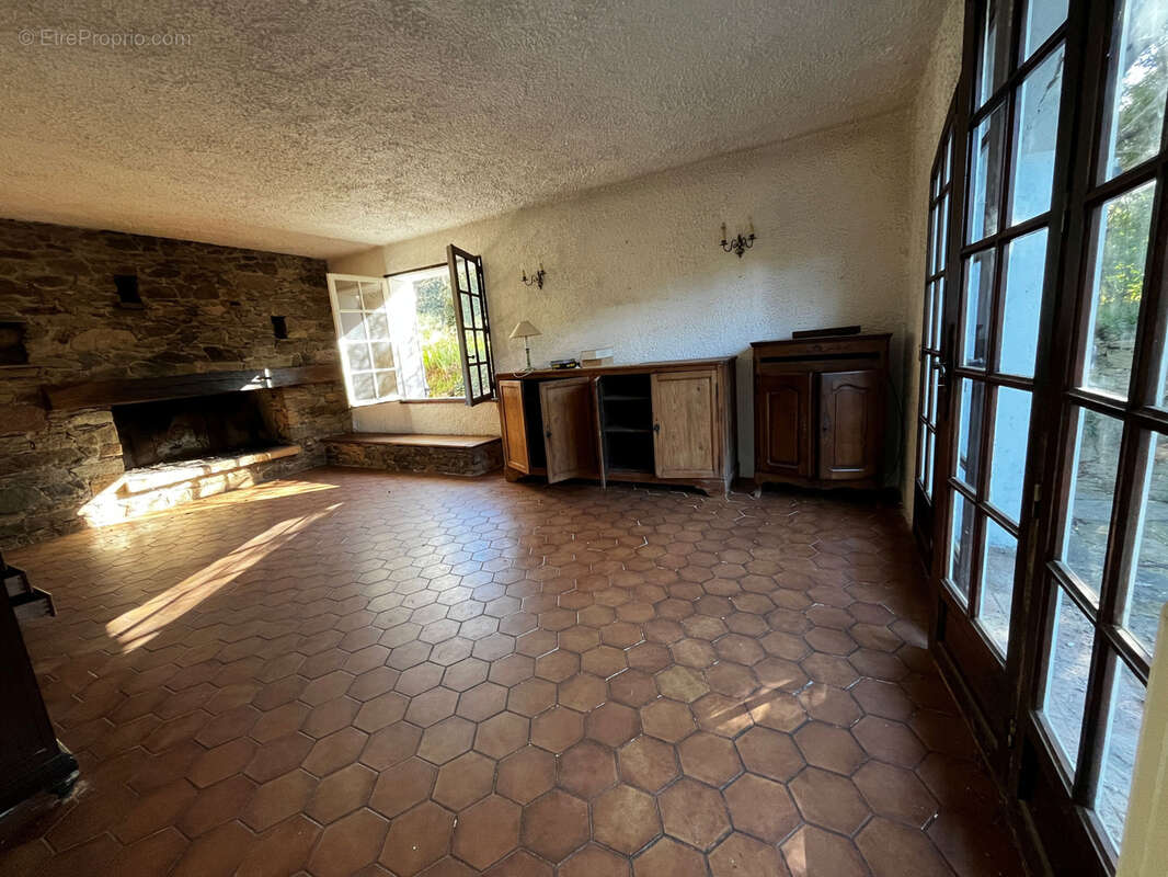 Maison à LA GARDE-FREINET