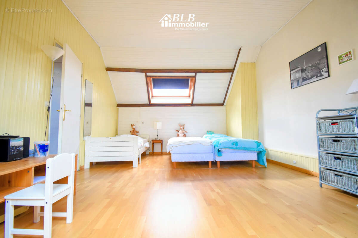 Maison à COIGNIERES