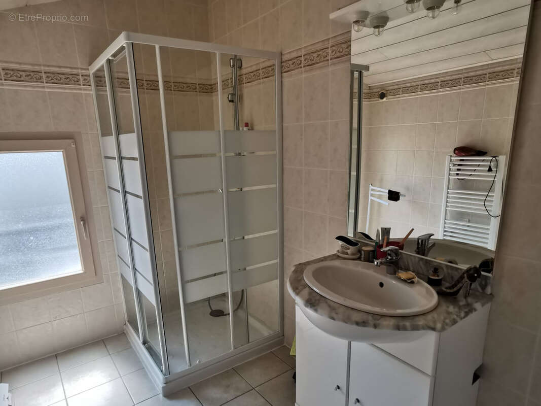 Maison à MESNARD-LA-BAROTIERE