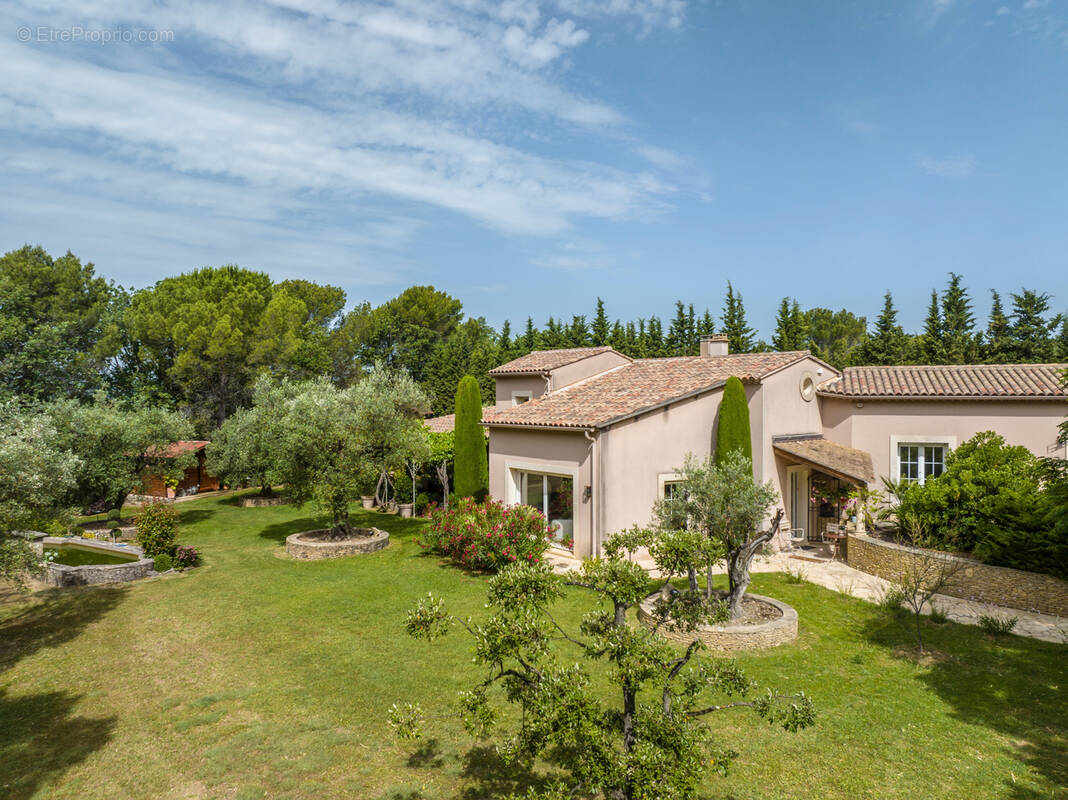 Maison à VAISON-LA-ROMAINE