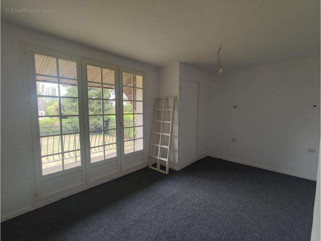 Maison 140 m² à Valframbert  - photo 15