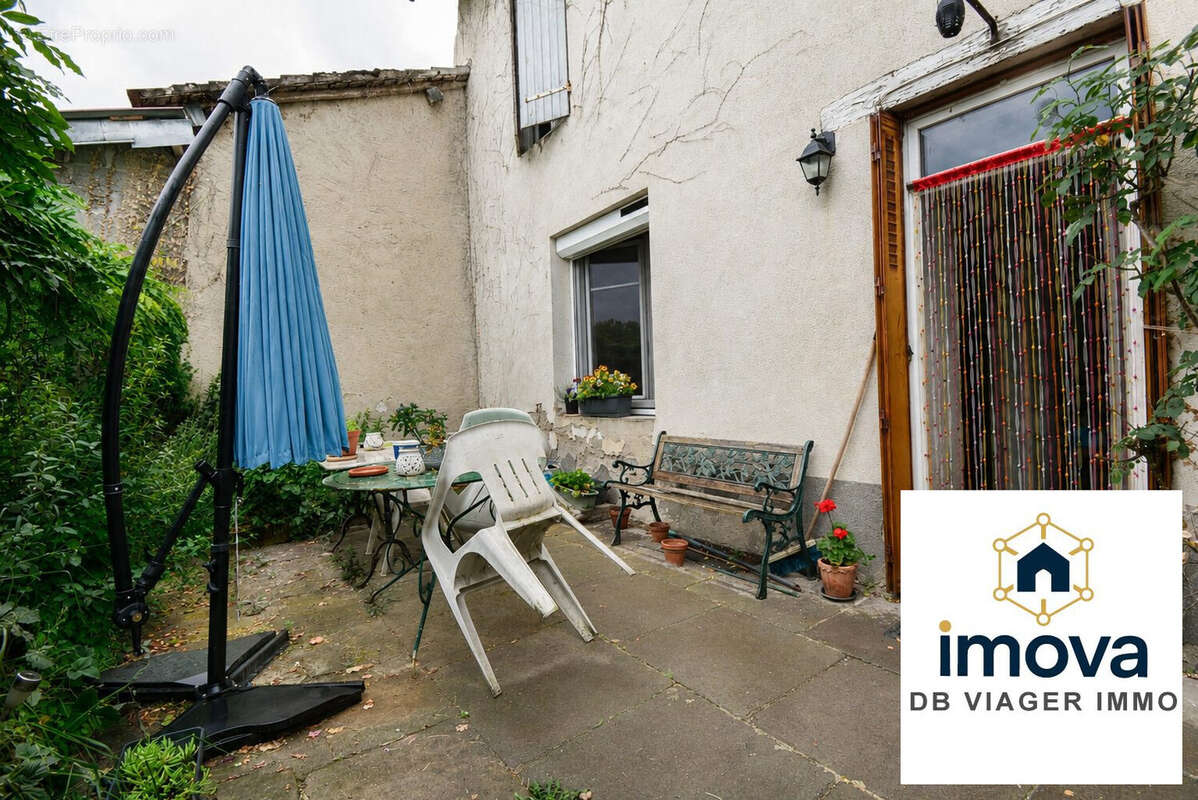 Maison 160 m² à Randan  - photo 2