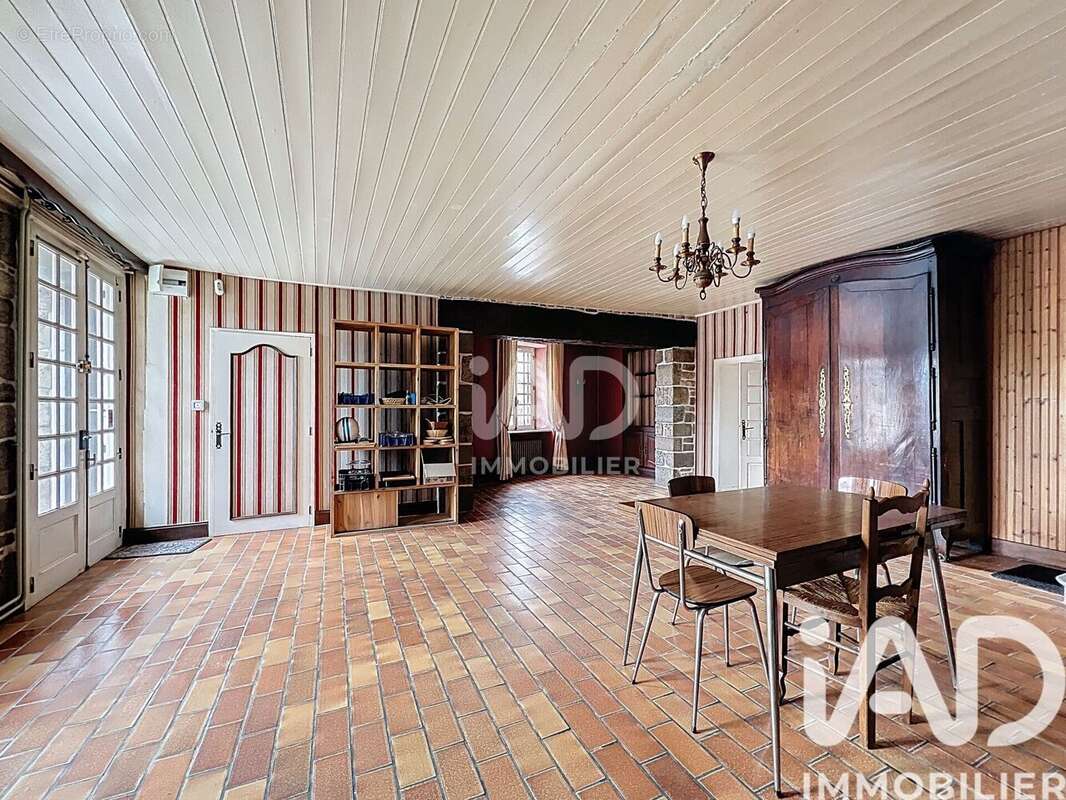 Photo 5 - Maison à BONNEMAIN