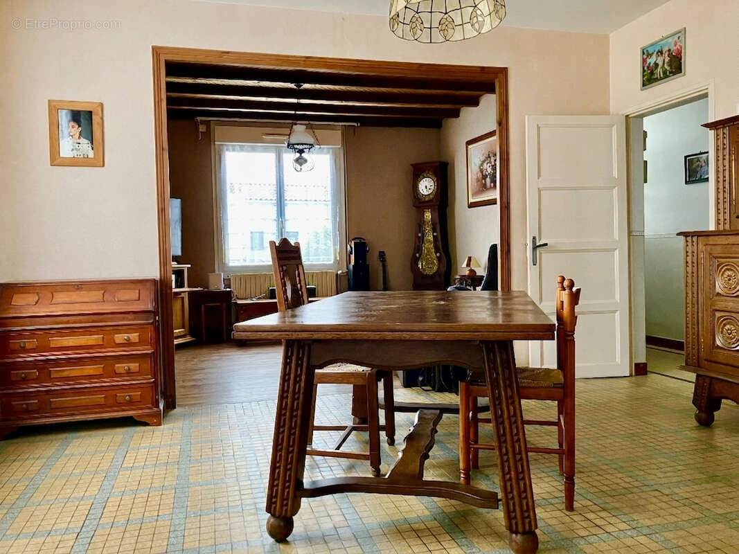 Maison Les Sables D Olonne 5 pièce(s) 135 m2 - photo 2