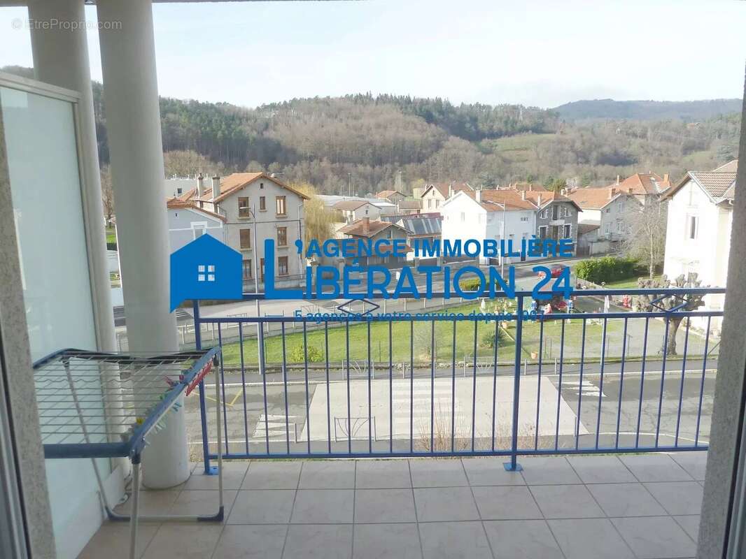 Appartement à UNIEUX
