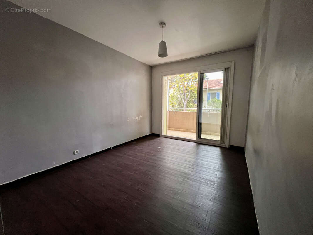 Appartement à MARSEILLE-10E