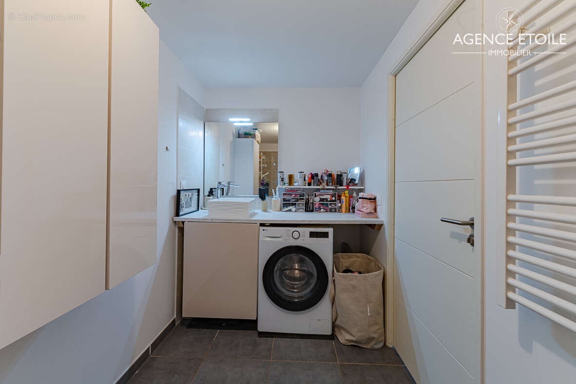 Appartement à MARSEILLE-11E