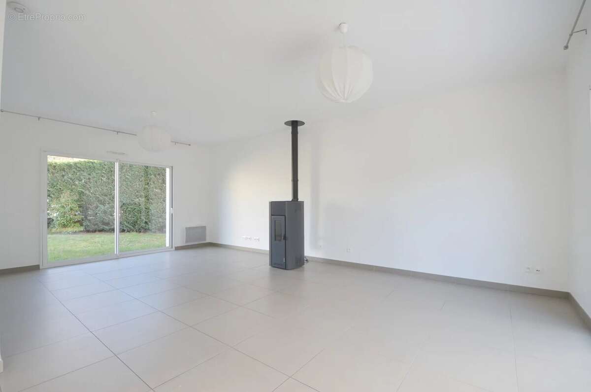 Maison à CROISSY-SUR-SEINE