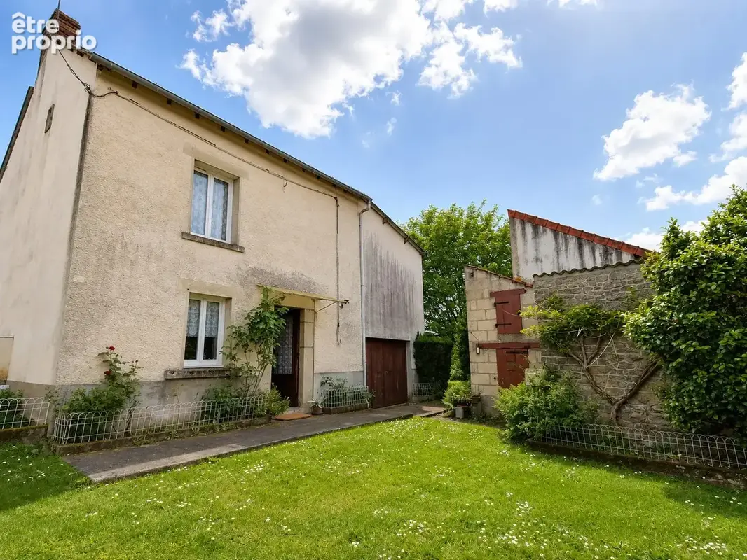 Maison 85 m² à Saint-Sulpice-Les-Feuilles  - photo 2