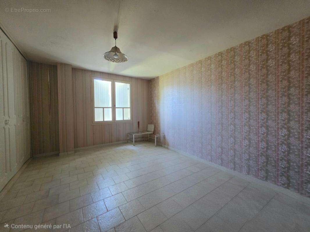 Maison familiale 190 m² – 6 chambres – dépendance 150 m² – terrain 3000 m² - photo 13