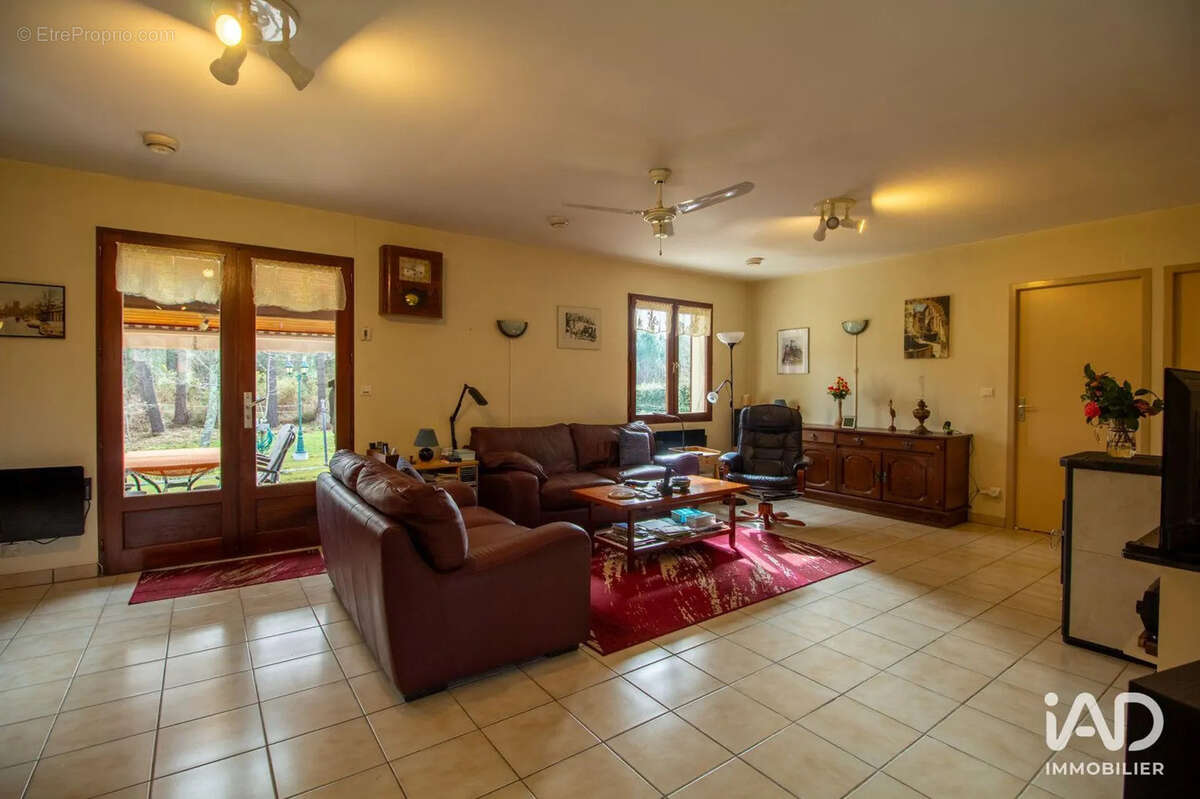 Maison à LIT-ET-MIXE