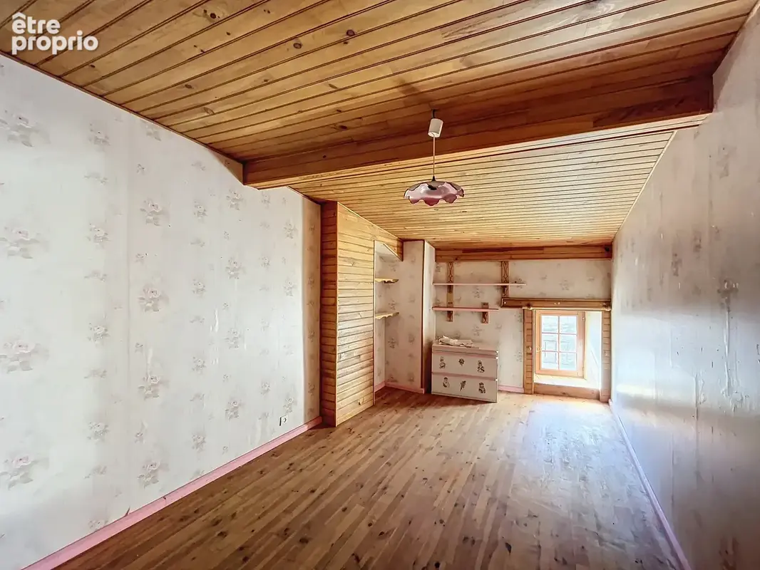 22MN CLERMONT - Maison de village avec grande pièce à vivre - photo 8