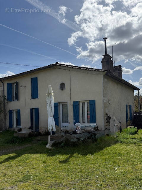 Maison à CABANAC-ET-VILLAGRAINS