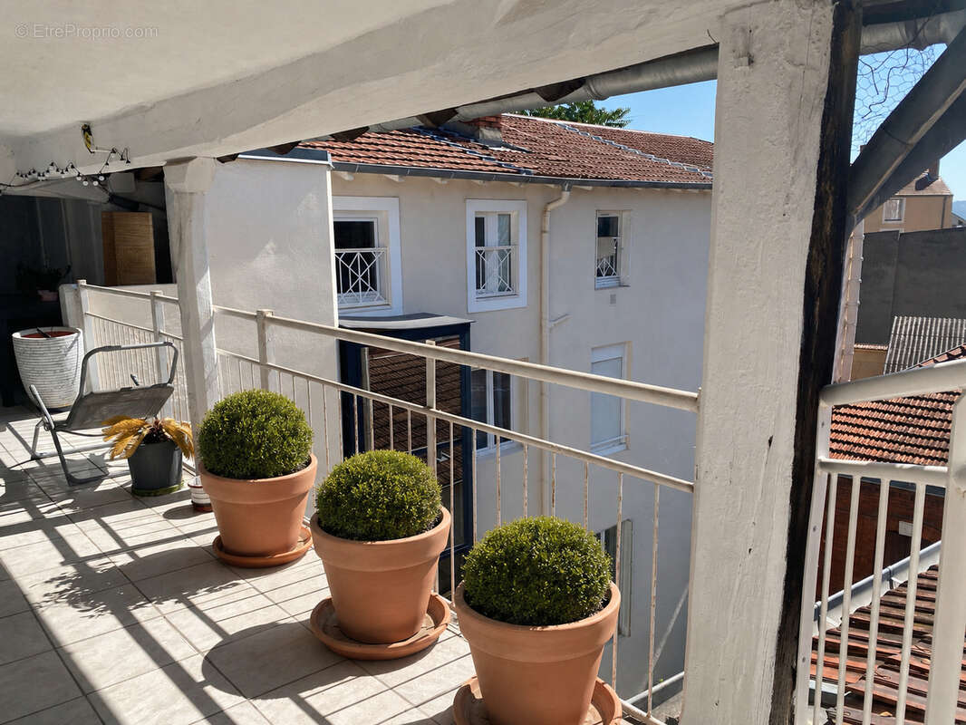 Bel appartement de caractère en plein cœur de Roanne - photo 9