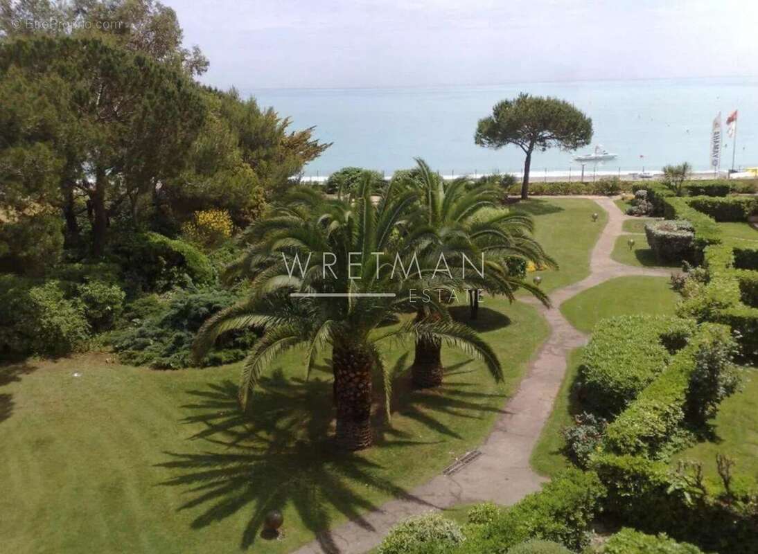 Appartement à VILLENEUVE-LOUBET
