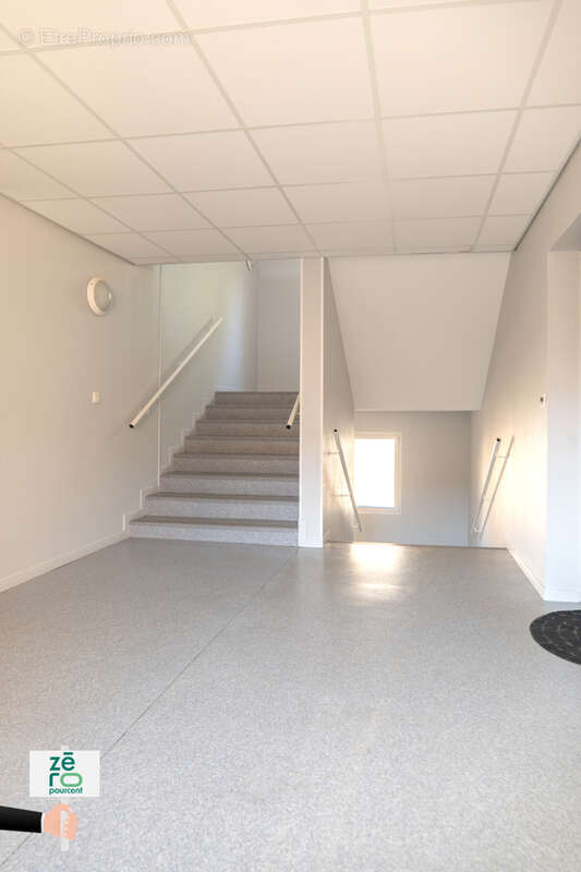 La roche-sur-yon est   f2 avec balcon & parking privatif   une opportunité à saisir ! - photo 20