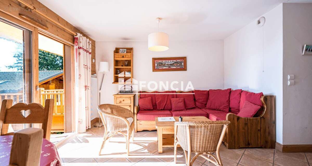 Appartement à CREST-VOLAND