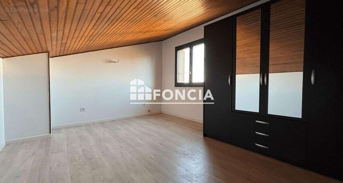 Appartement à SAINT-PIERRE-DU-MONT