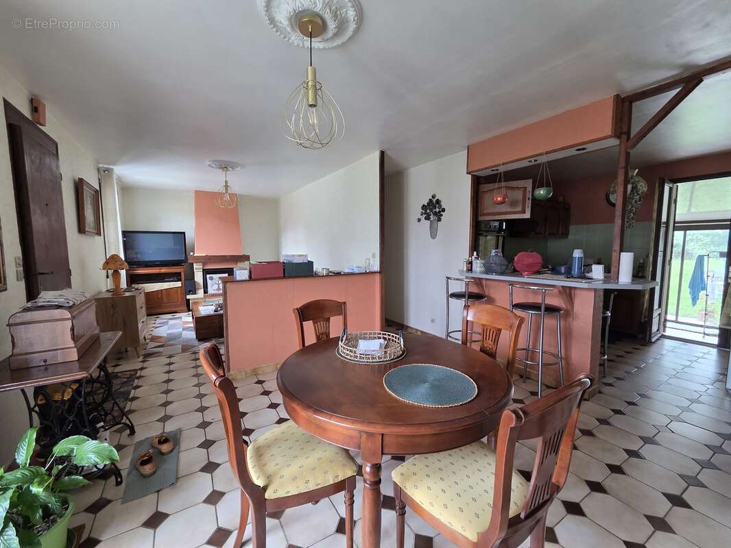 Maison 76 m² à Panazol  - photo 8