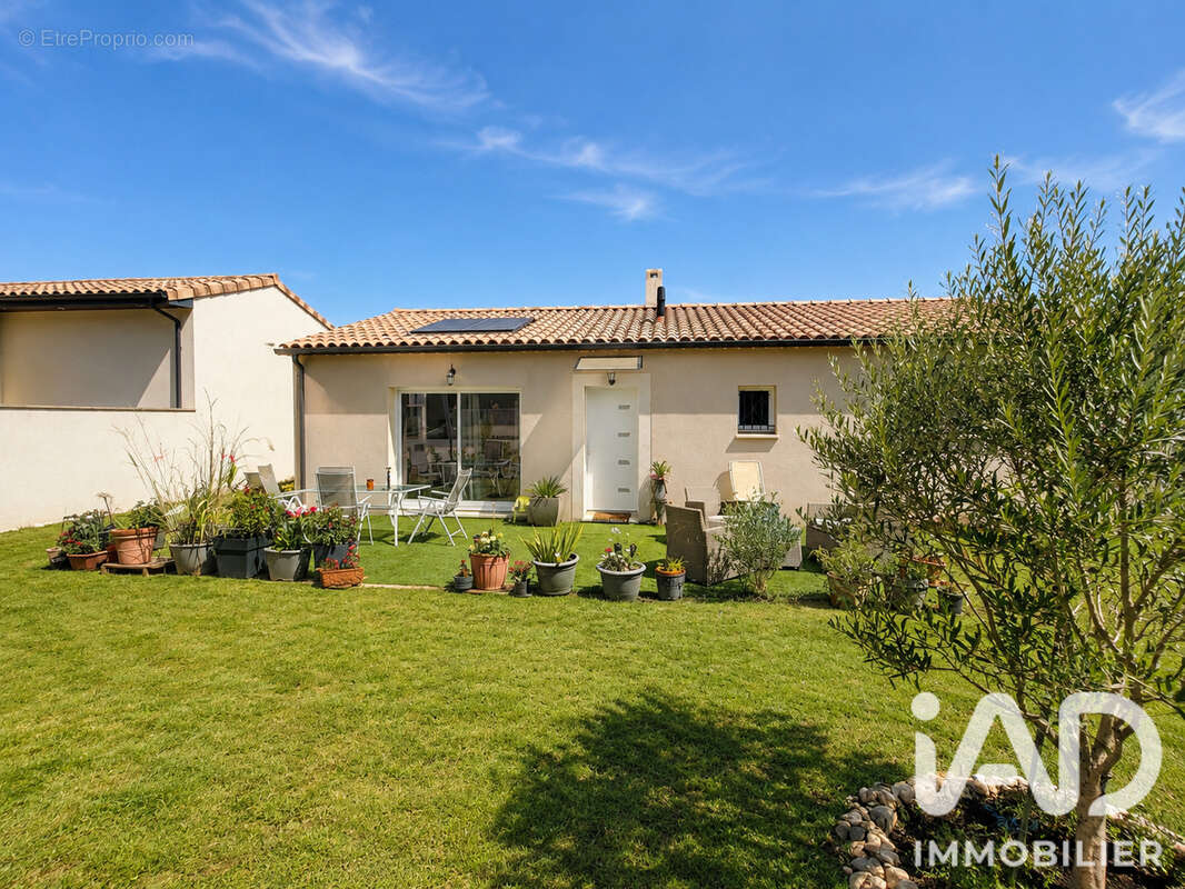 Maison 89 m² à Carsan  - photo 2