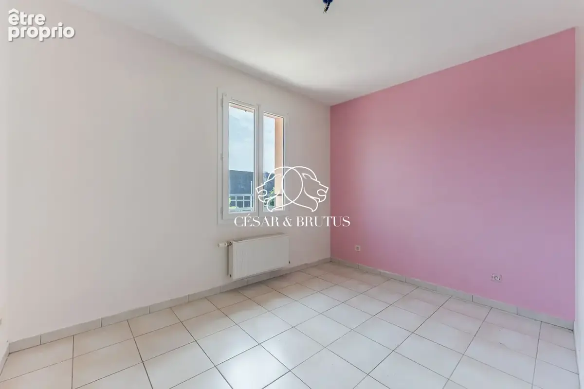 Maison 6 pièces 115 m² à vendre à Pusignan (69330) - photo 9