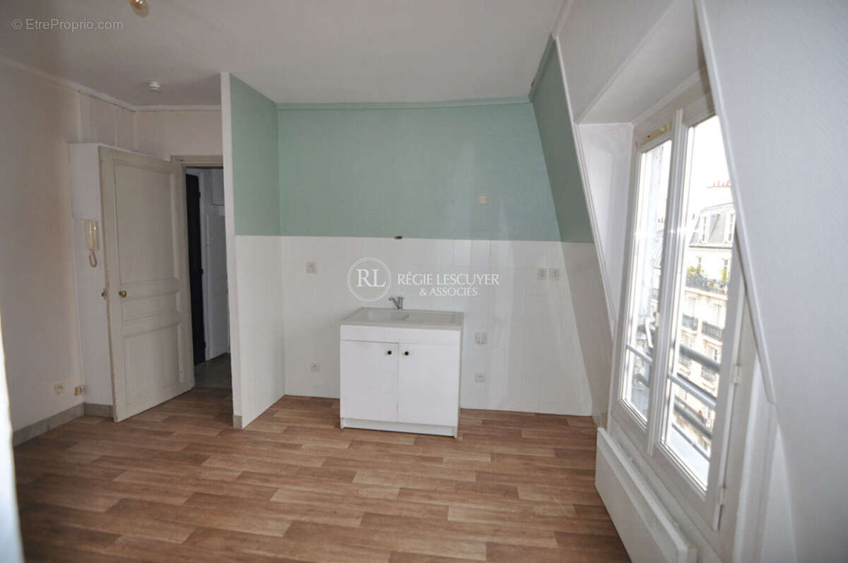 Appartement à PARIS-12E