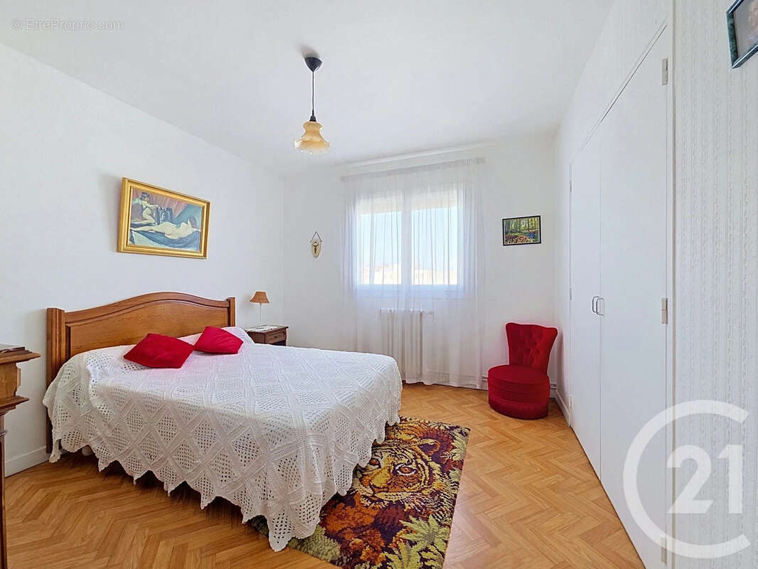 Appartement 102 m² à Montauban  - photo 4