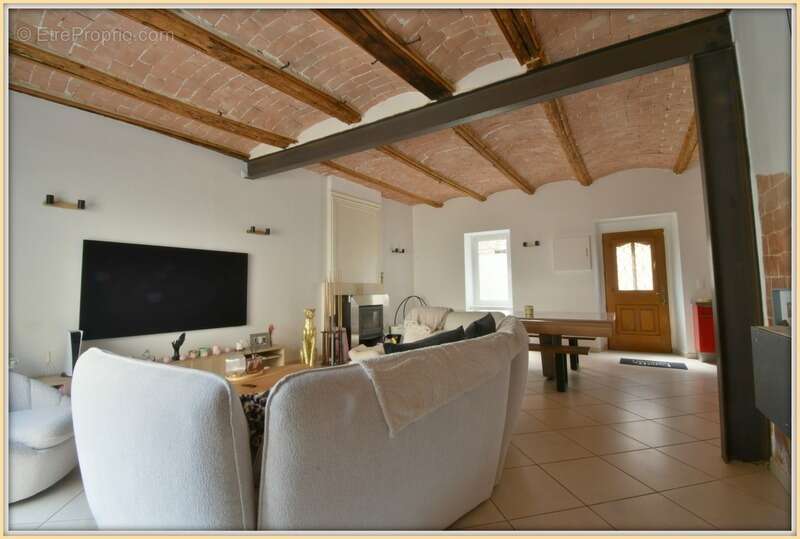 Charmante maison rénovée avec cachet de 143 m²- 5 pièces - photo 4