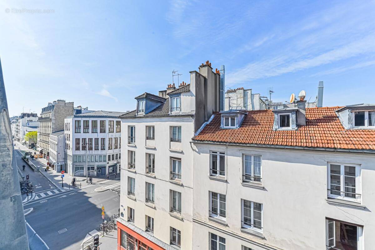 Appartement à PARIS-11E