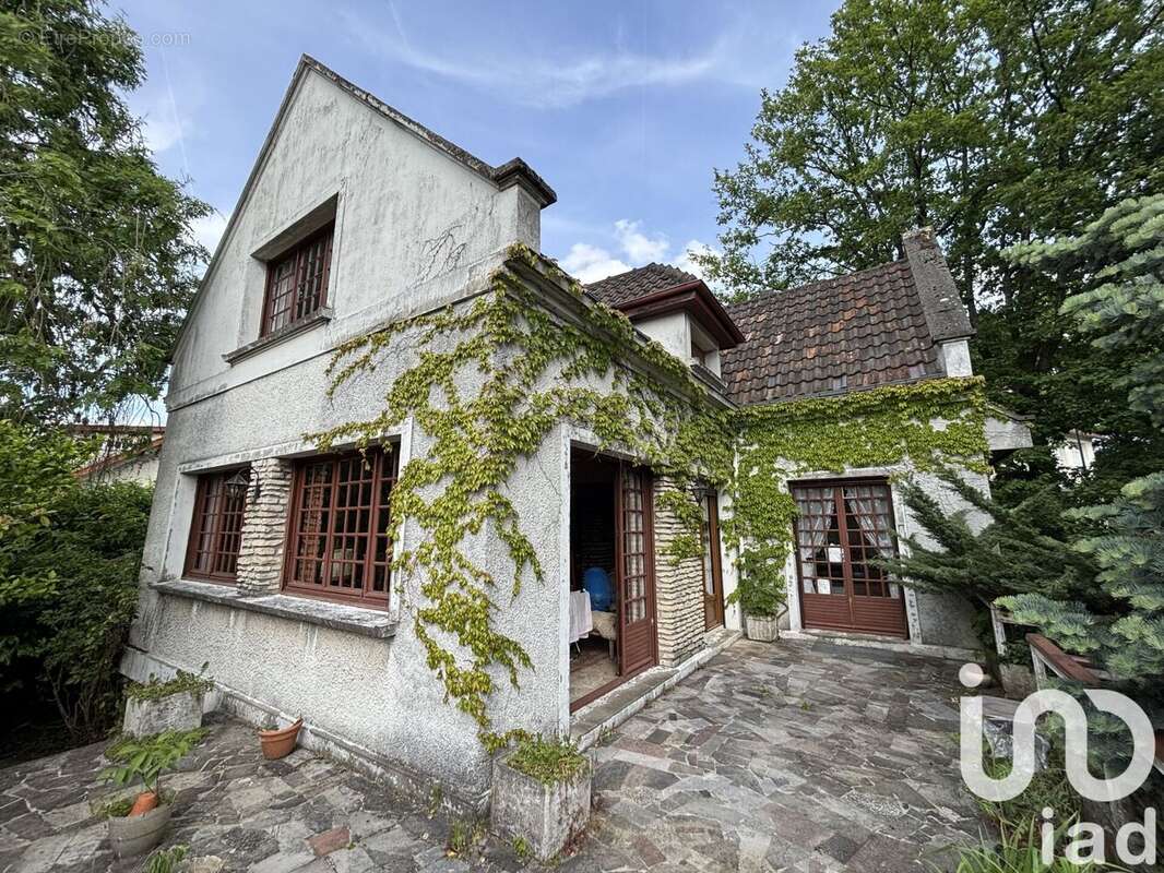 Photo 3 - Maison à LE PLESSIS-TREVISE