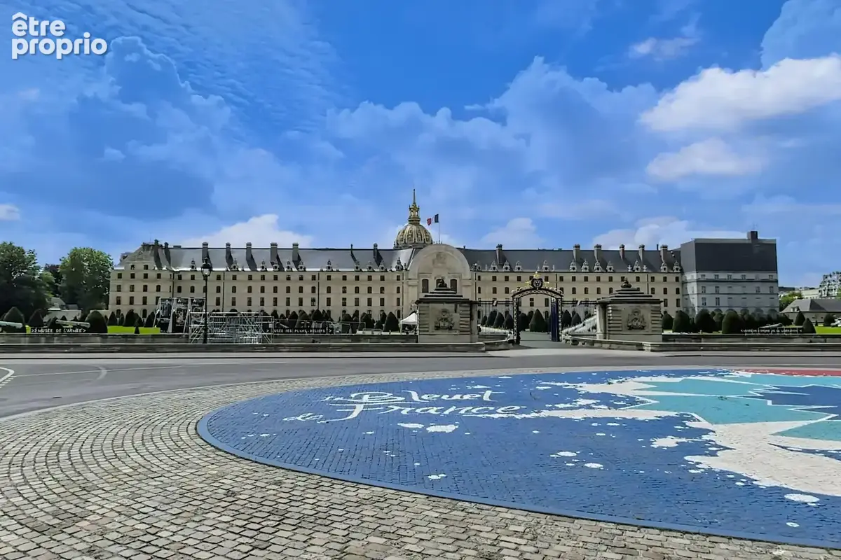 Appartement à PARIS-7E