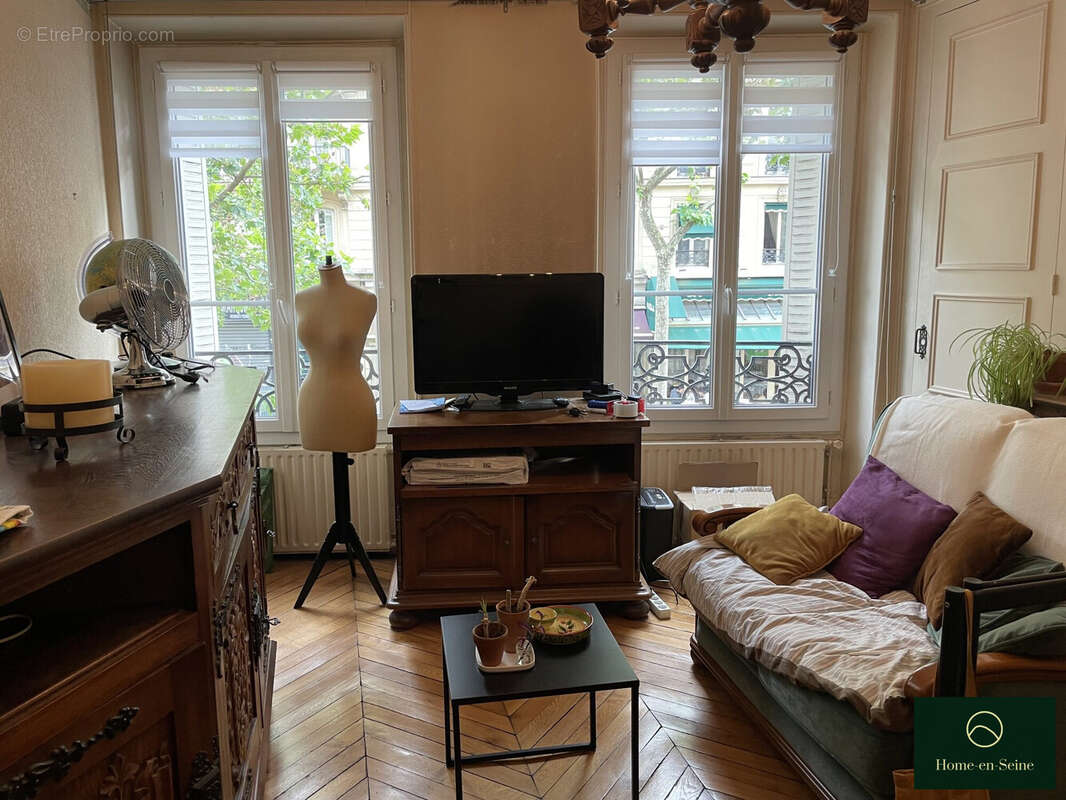 Appartement à PARIS-17E