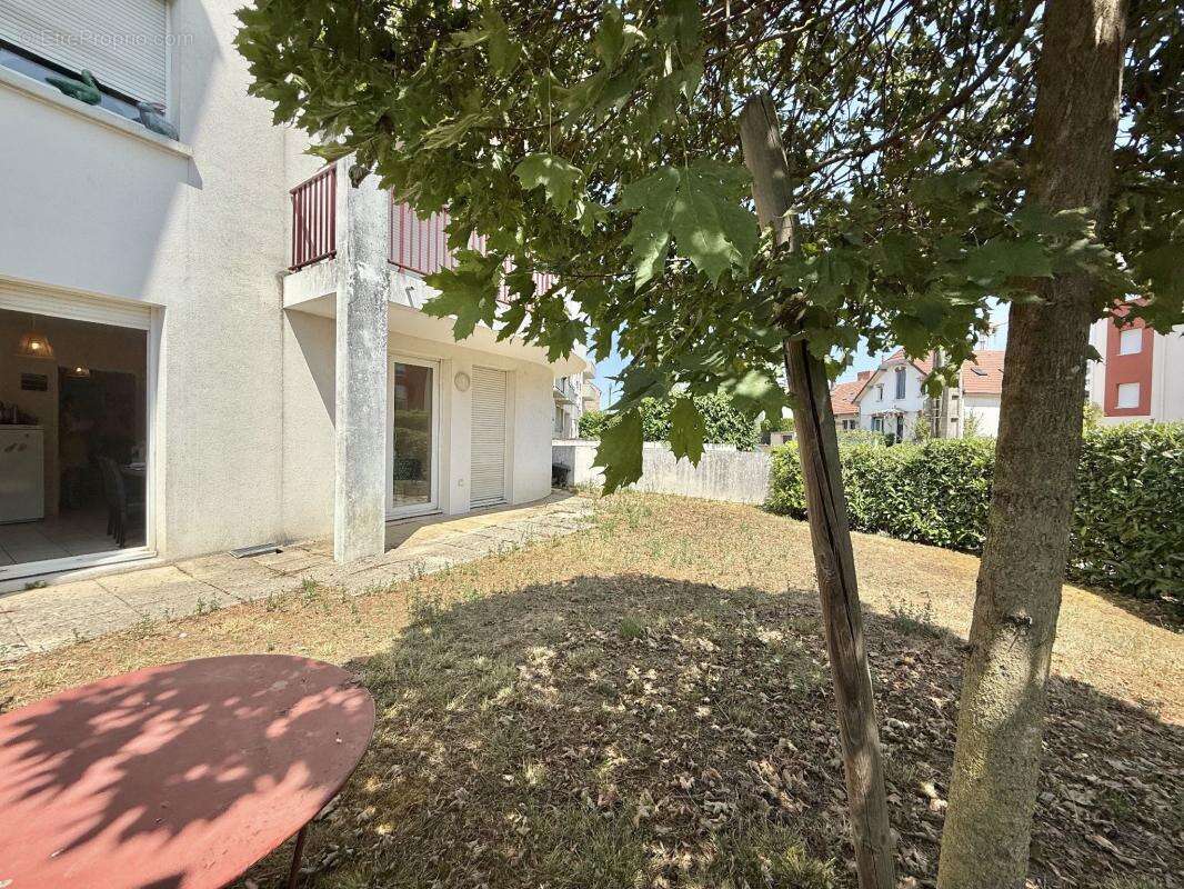 Dijon Bourroches – T4 en rez-de-jardin avec double potentiel : cabinet professionnel ou habitation - photo 21