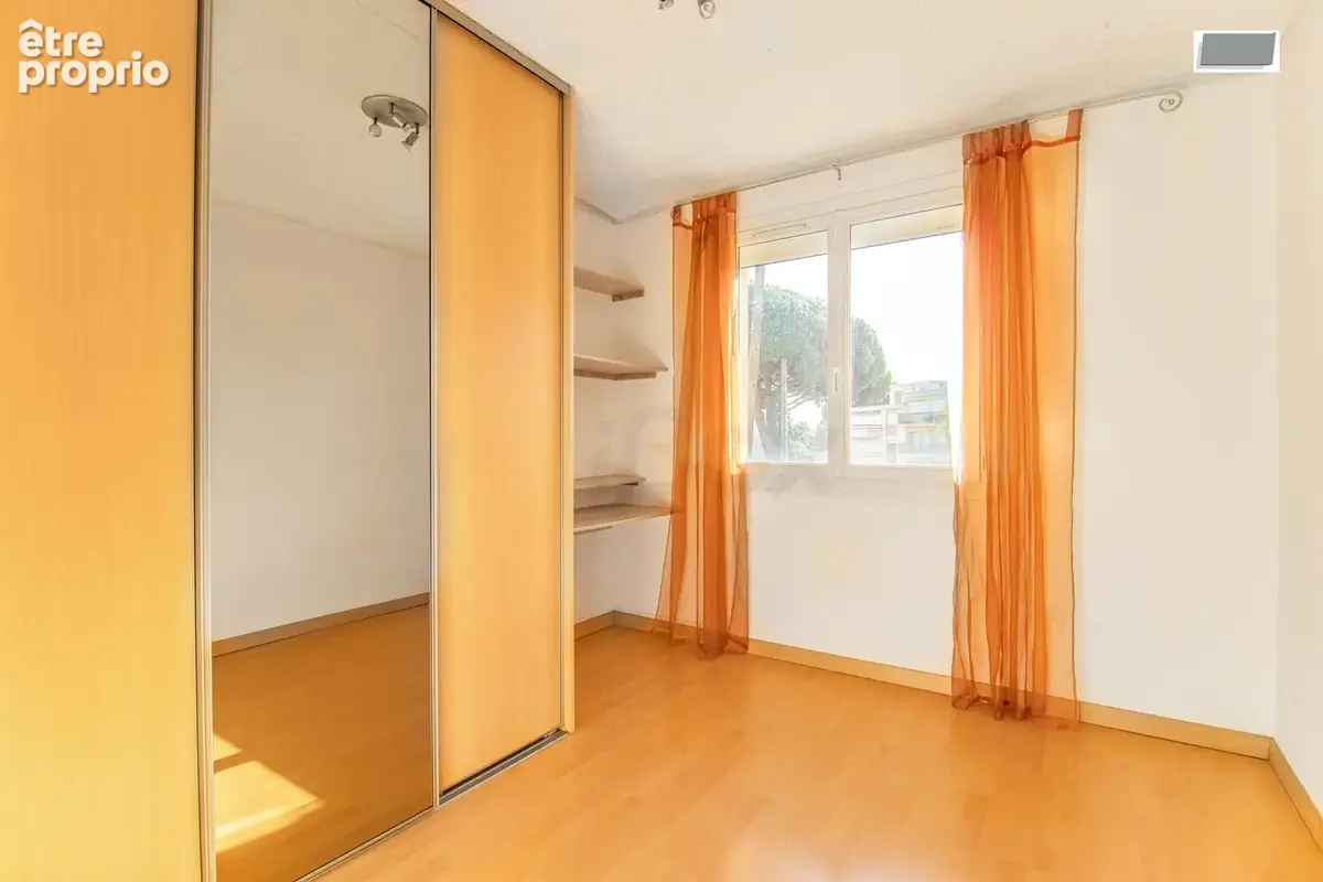 A vendre appartement t3 a hyeres avec terrasse et parking privatif - photo 11