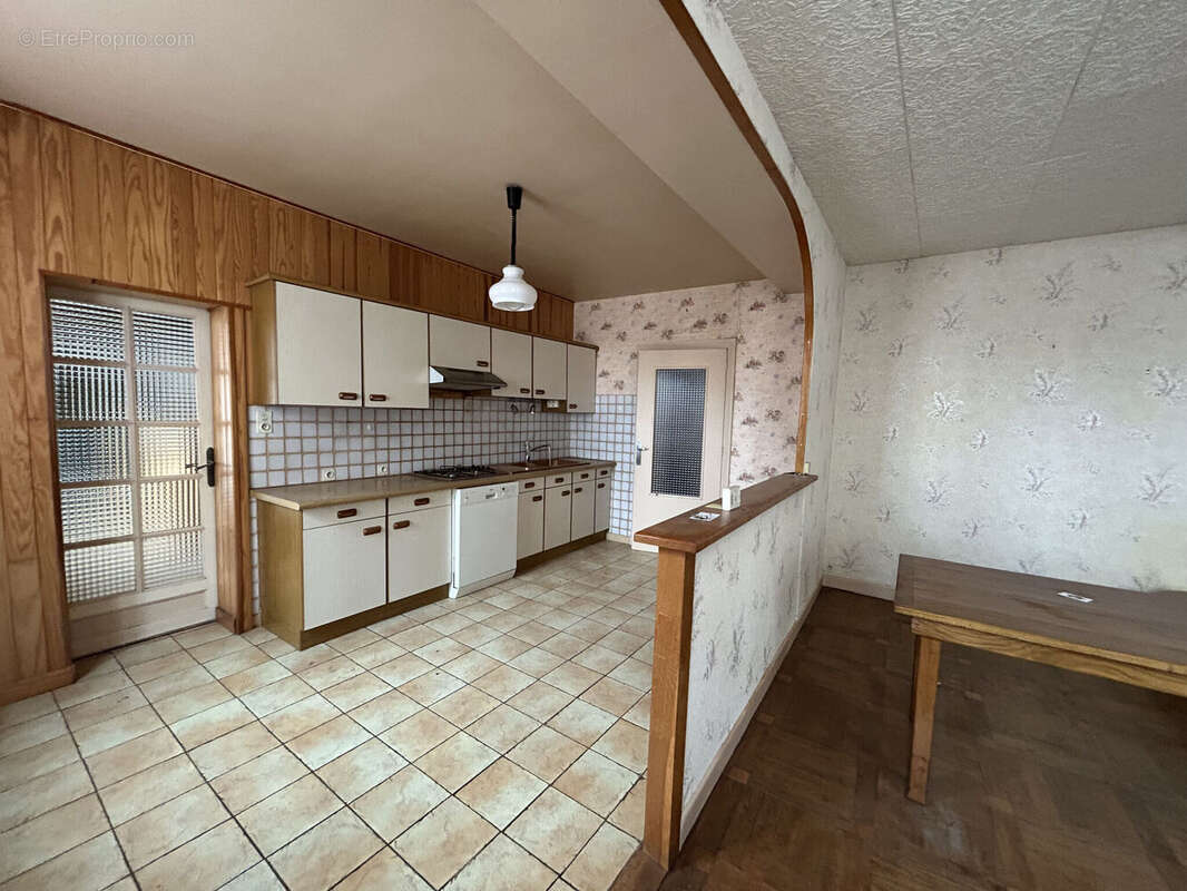 Photo 3 - Maison à NEULISE