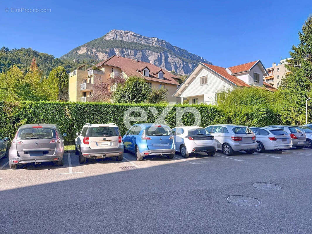 Appartement à MEYLAN