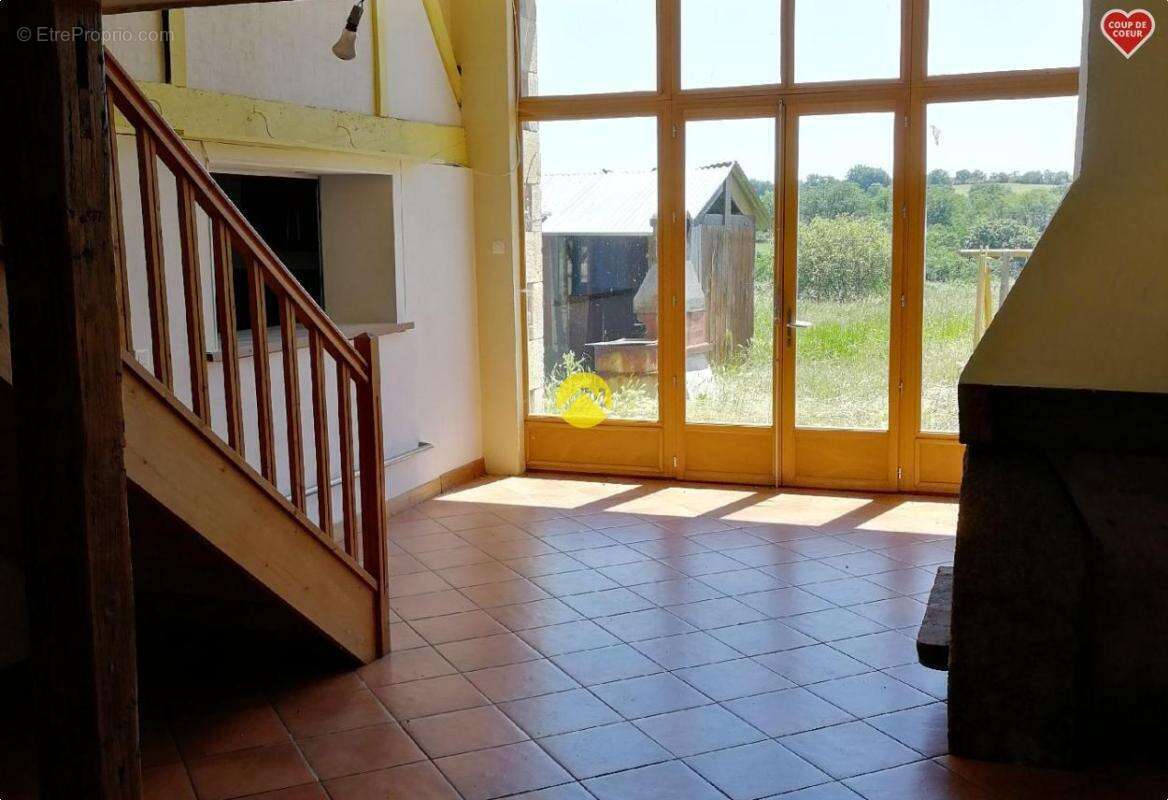 Maison à NERIS-LES-BAINS