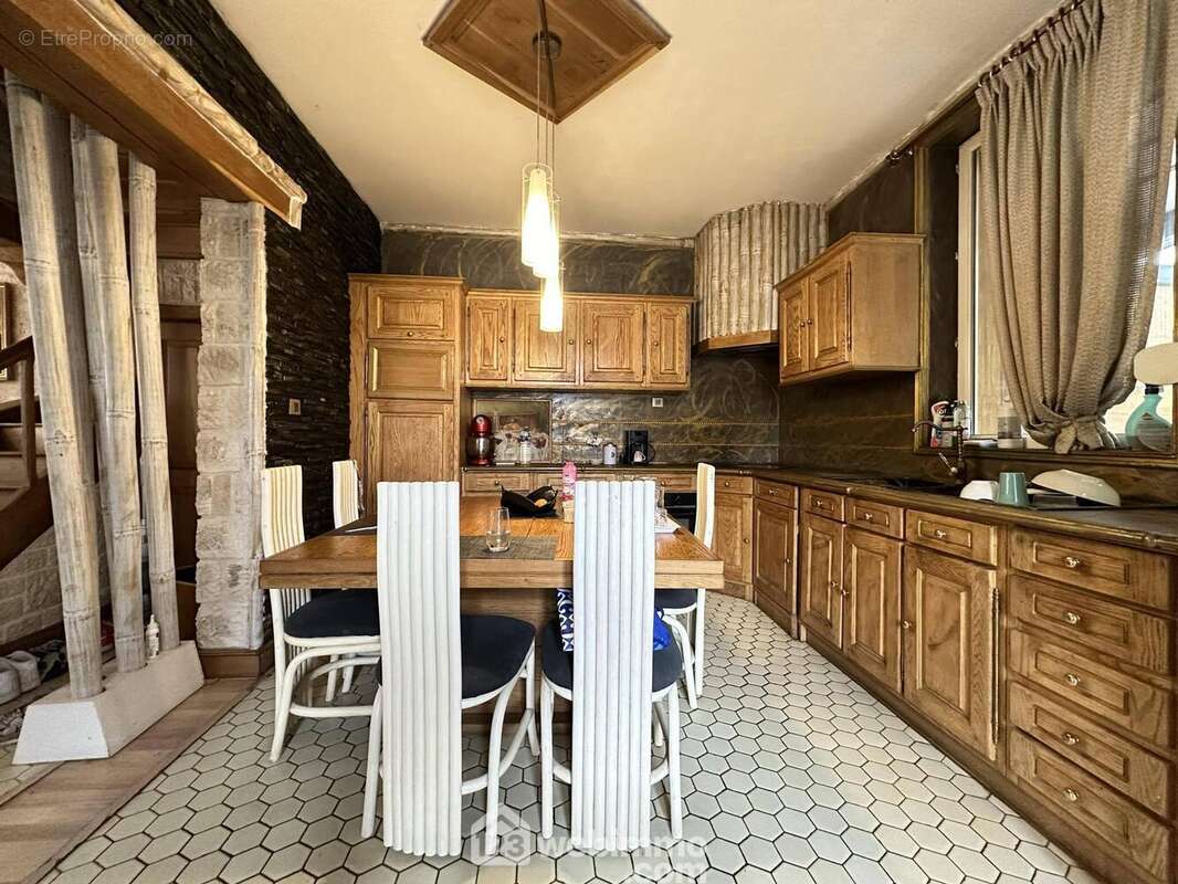 Maison 196 m² à Crecy-Sur-Serre  - photo 34