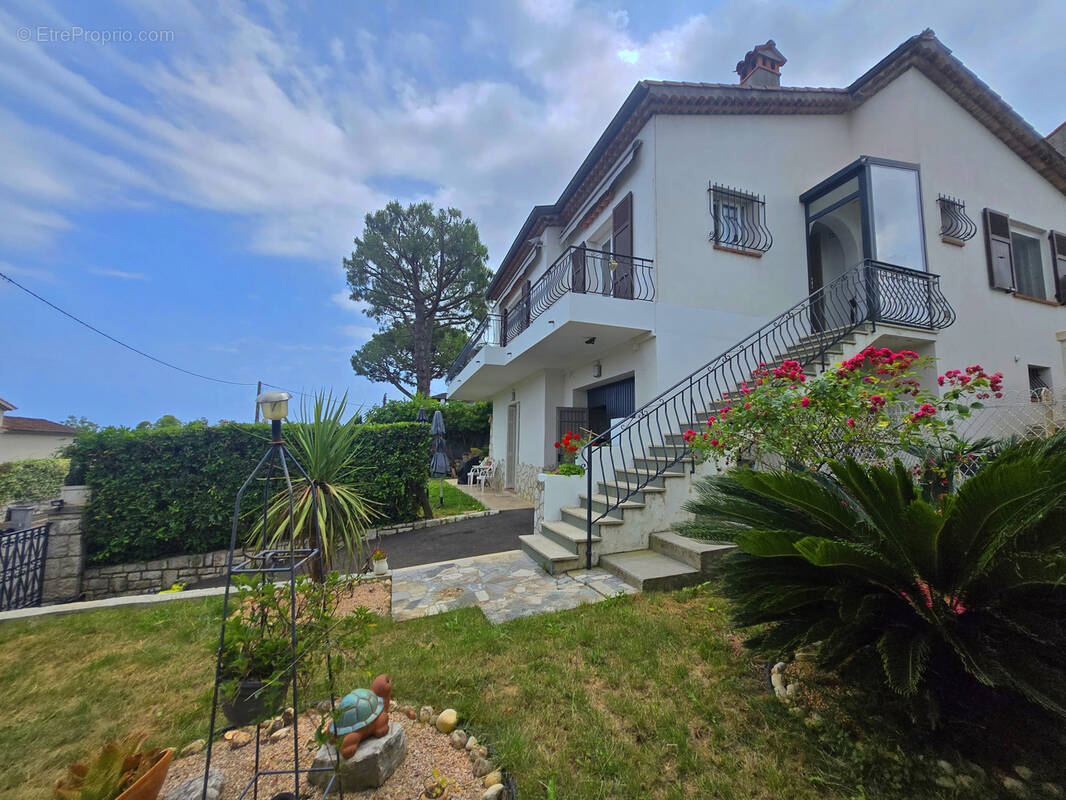 Maison à CAGNES-SUR-MER