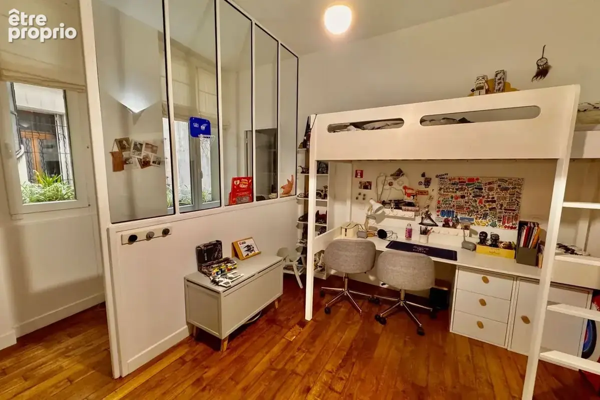 Appartement 4 pièces 95 m² à vendre à Paris-10e (75010) - photo 8