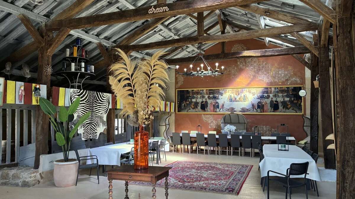 Maison à MONTMORILLON