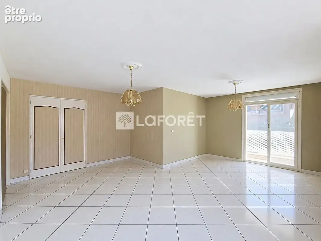 Appartement Caluire Et Cuire 4 pièce(s) 68m2 - photo 3