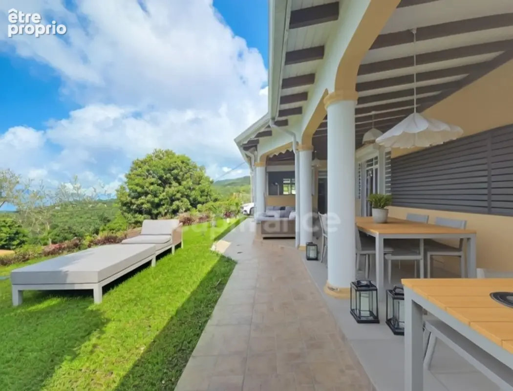 Villa spacieuse avec vue mer 3 chambres, potentiel d’agrandissement – Vieux-Habitants (971) - photo 2