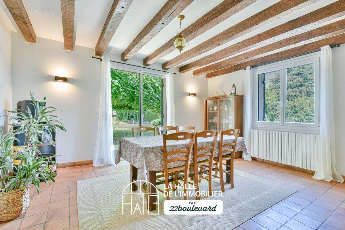 Maison 110 m² à Saint-Gence  - photo 5