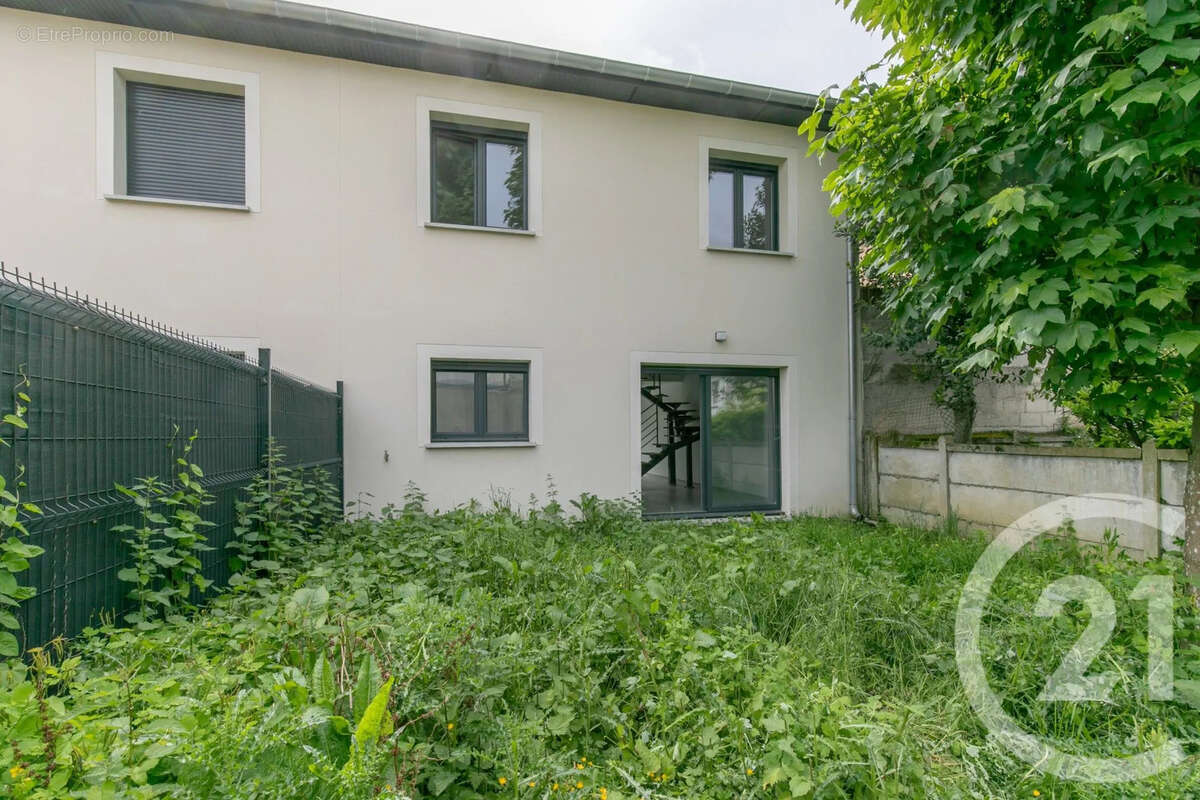 Maison à CHAMPIGNY-SUR-MARNE