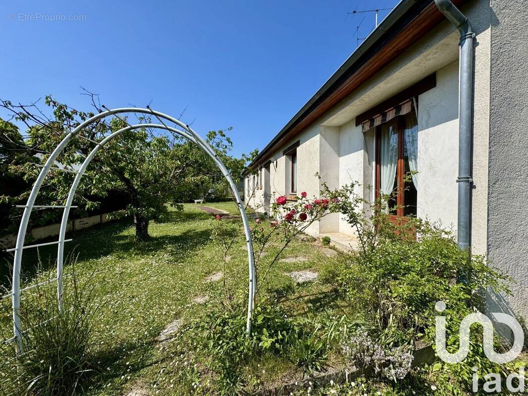 Photo 1 - Maison à MORET-SUR-LOING