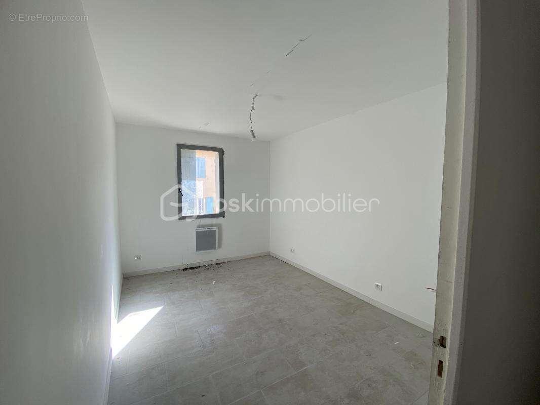 Immeuble à rénover – 150 m² – Fort potentiel investisseur - photo 8